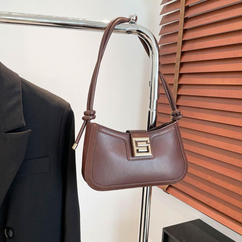 Foreign style simple women's shoulder bag fashion trend underarm bag women 2025 new fashion Korean version messenger bag women