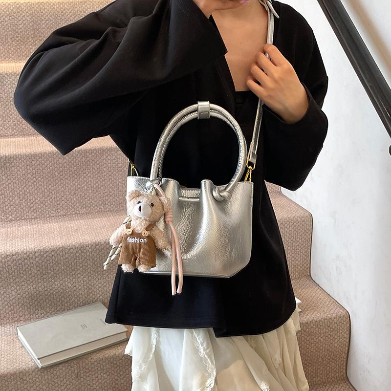 Fashion Handbag Women's New Versatile Shoulder Messenger Bag