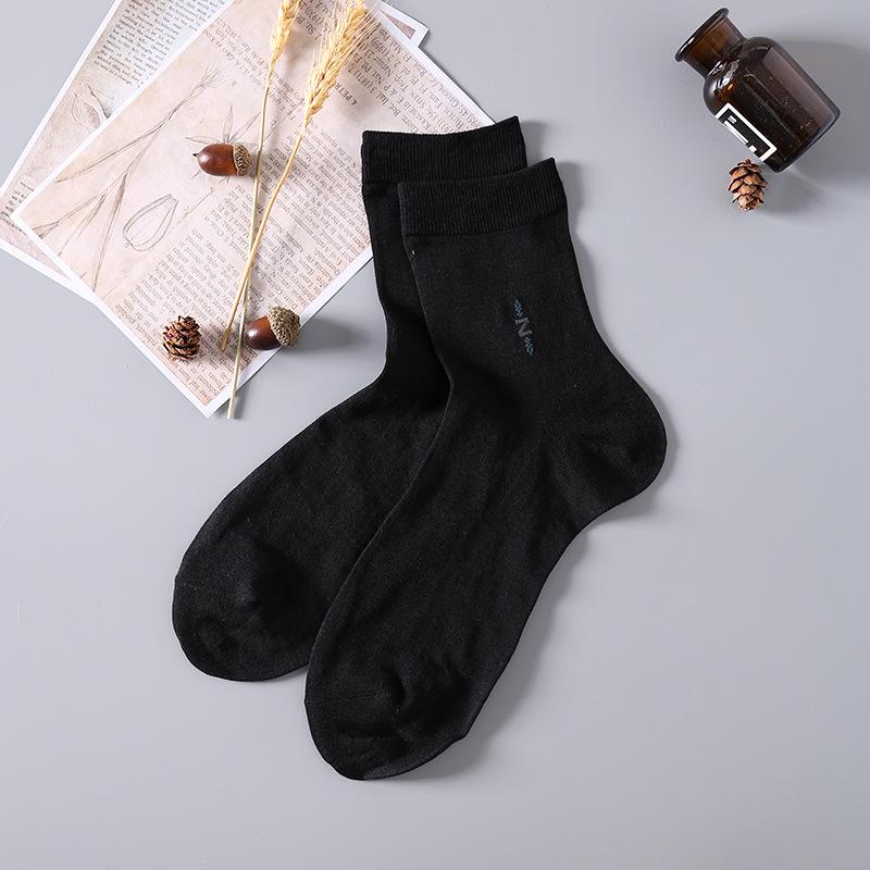 Men's Silk Socks for Healthy Foot Care - Ideal for Spring, Summer, and Autumn