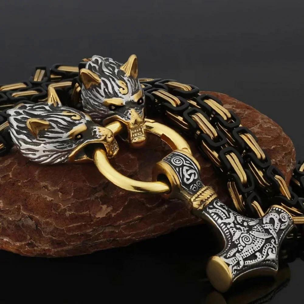 Modny Retro Nordycki Wikingowski Wisiorek Młot Wilcza Głowa Naszyjnik, Idealny jako Spersonalizowany Męski Talizman Szczęścia Prezent Biżuteryjny.