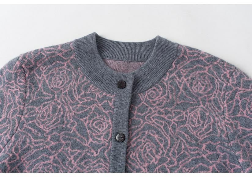 Women's Fashionable Red Pure Wool Jacquard Sweater Coat for Middle-Aged and Elderly Mothers