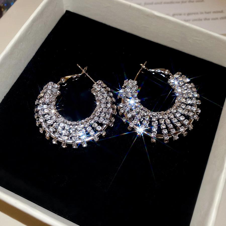 Zircon Irregular Round Pearl Earrings Light Luxury Premium Stud Earrings French Exquisite Versatile Earrings