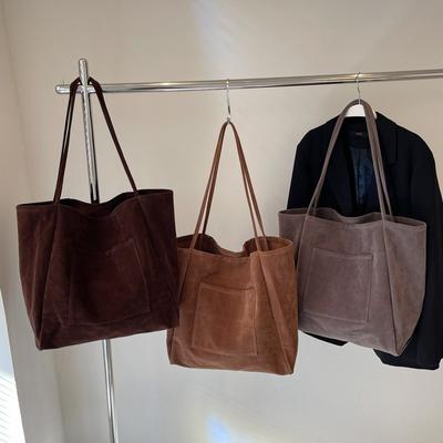 Neue Herbst- und Winter-Casual-Lazy-Style-Wildleder-Pendler-Tragetasche mit großem Fassungsvermögen, Schultertasche