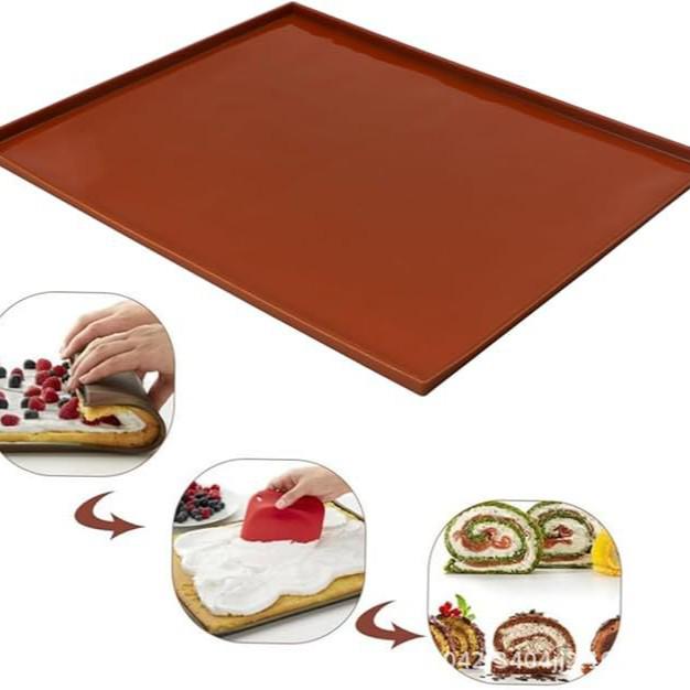 Silicone Swiss Roll & Cake Mold: Multifunctional, Thickened, Easy-to-Clean Baking & Meal Mat.