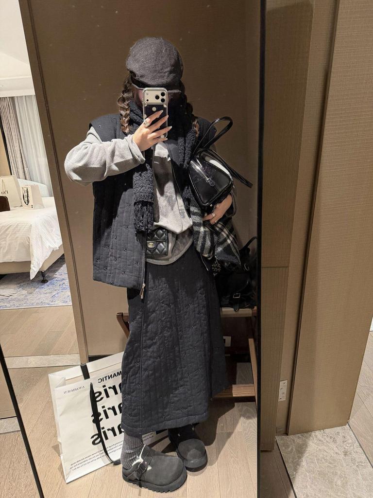 High-Waist Quilted Embroidered Skirt with Retro Stripes for Women - Mid-Length, Autumn/Winter Style