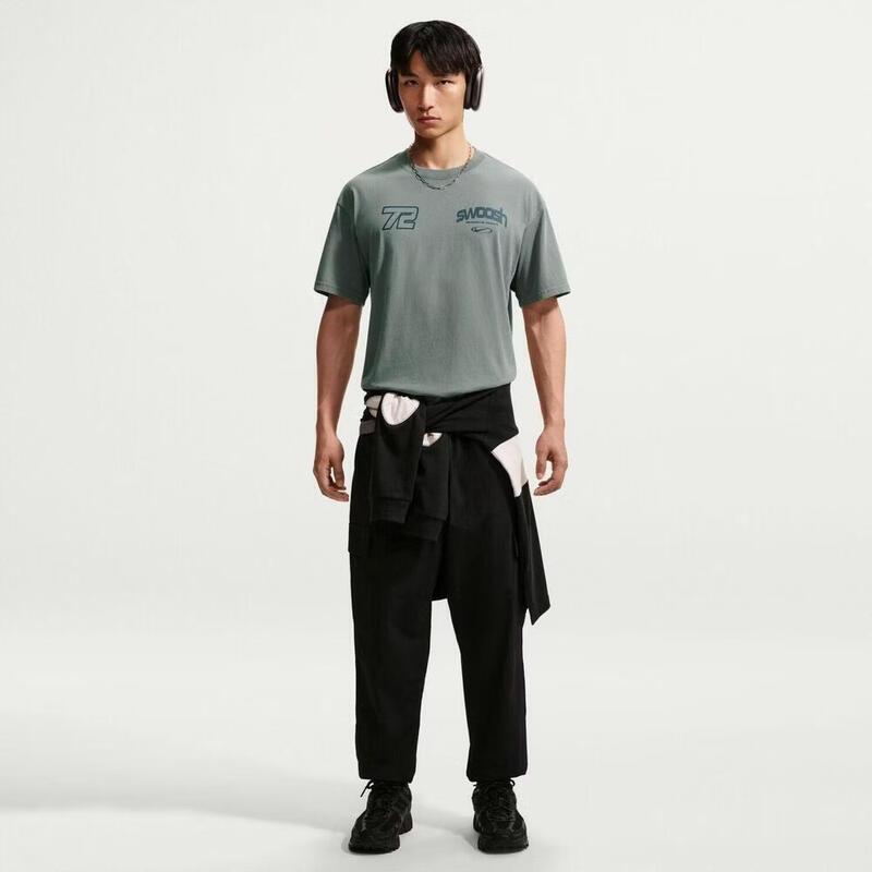 Nike Men's NSW Speed & Spontaneous Short-Sleeve T-Shirt