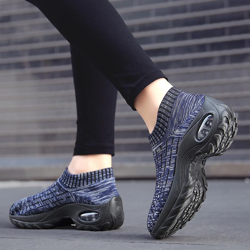 2025 Women's Casual Sports Socks Sneakers Fashionable Thick Sole Air Cushion, Elevated Sloping Heel Rocking Shoes Mom's shoes