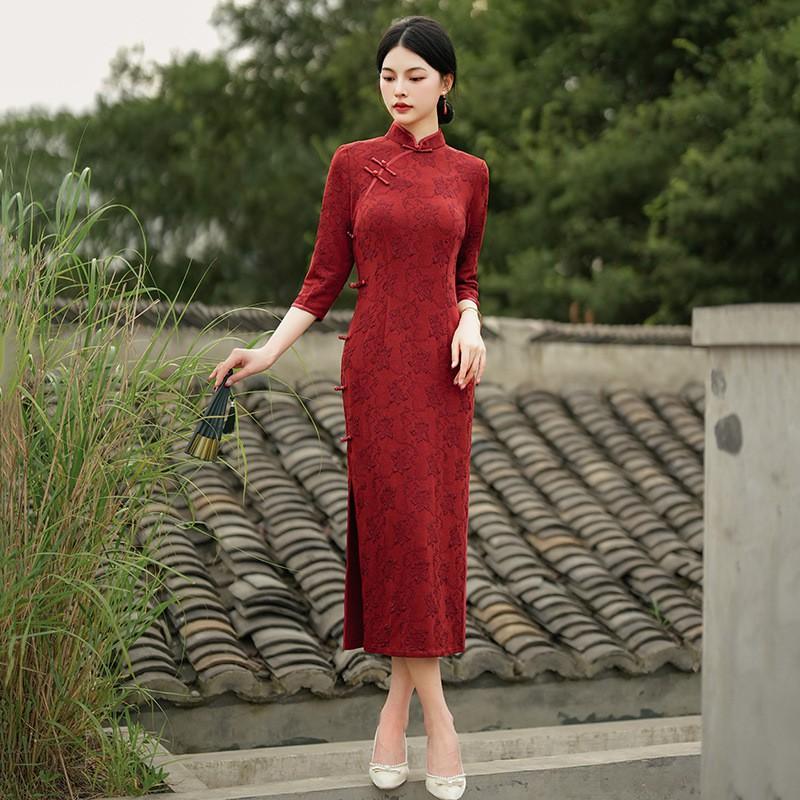 Elegant Red Modern Chinese-Inspired Long Sleeve Cheongsam Dress Women Vintage Style Wear Medium
