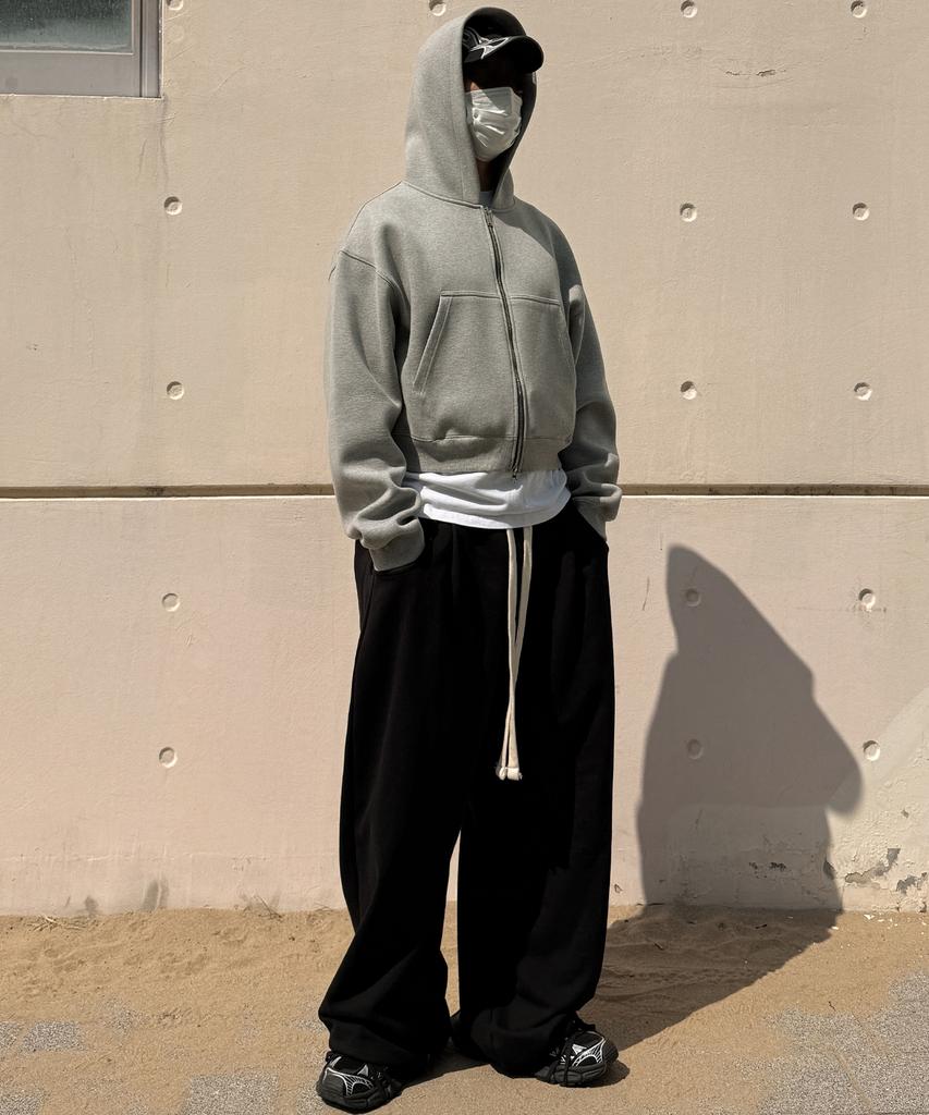 ATTENTIONROW Edition 10. Rope Wide Stopper Training Pants (Black)
