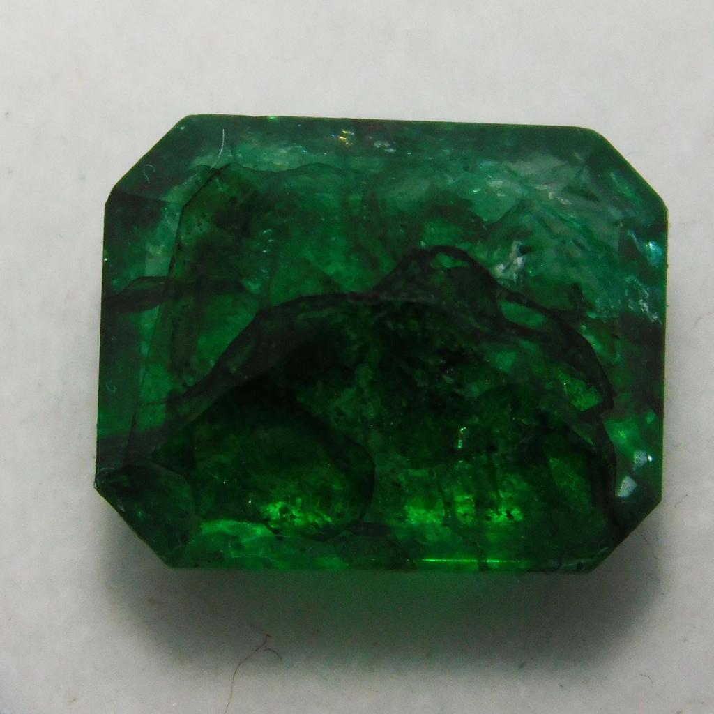 Emerald Green Colombian Emerald Cut 8 Carat Natural CERTIFIED Loose Gemstone A-3881b