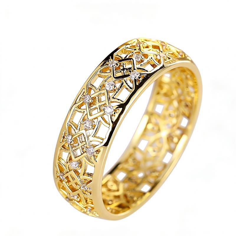 Retro court style hollow pattern ring, yellow gold diamond geometric ring, temperament versatile index finger ring