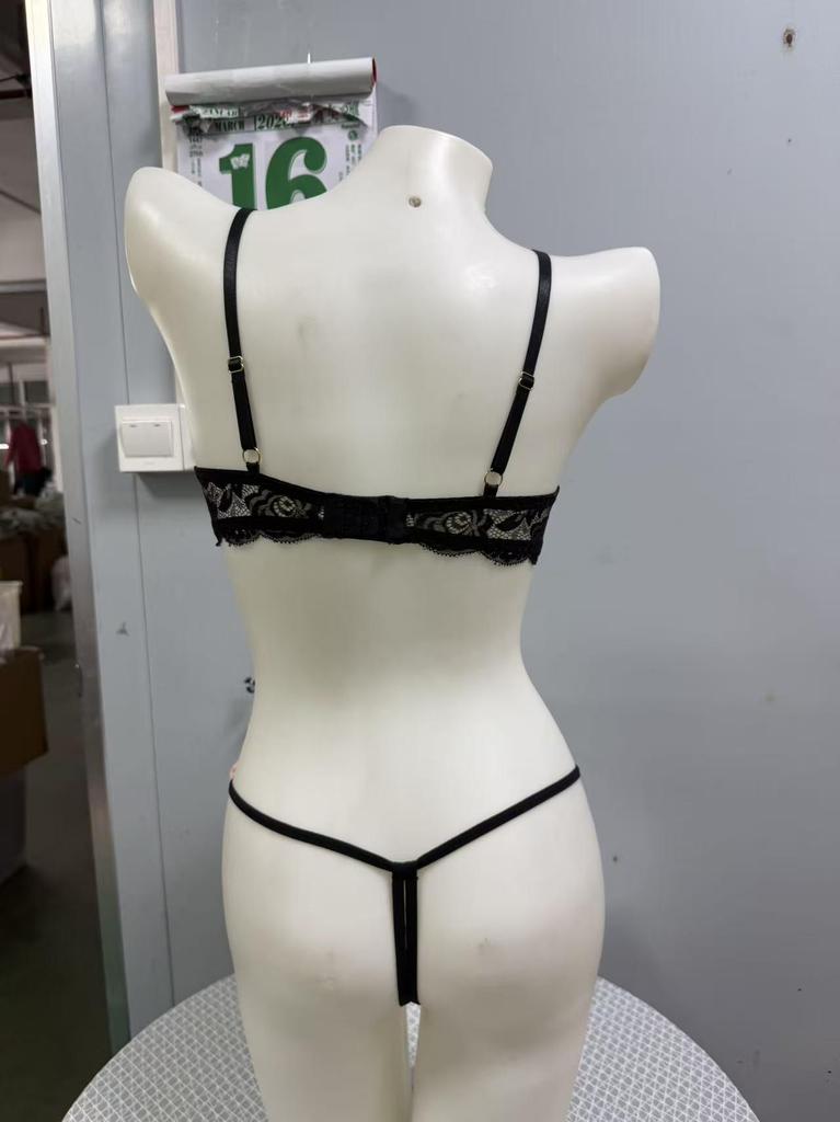 Year of the Rat Lace Padded Bra Set: Enhances Bust with Half-Cup Design