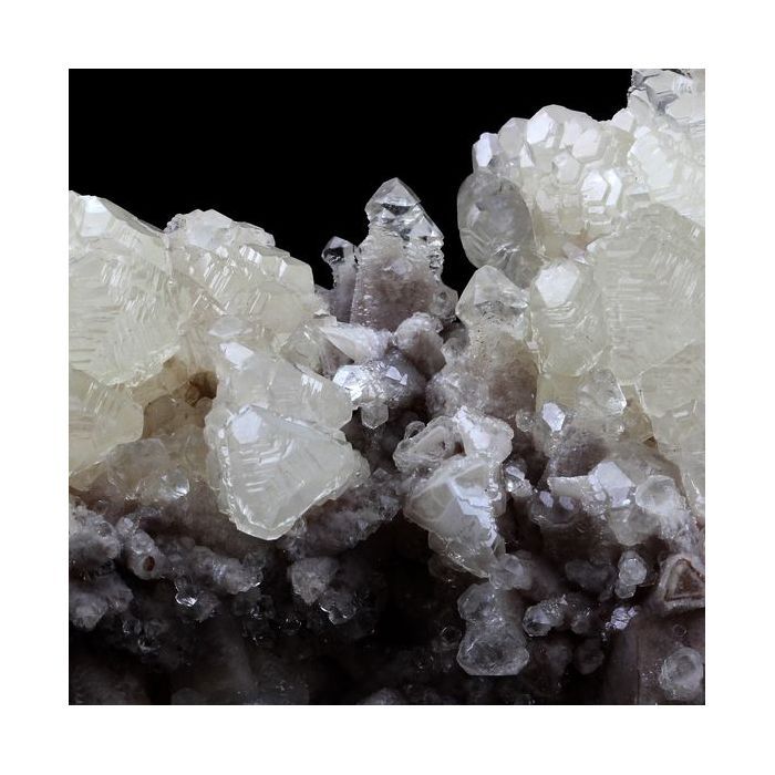 Pierres et Minéraux. Calcite. 2269.0 ct. Hunnan, Chine.