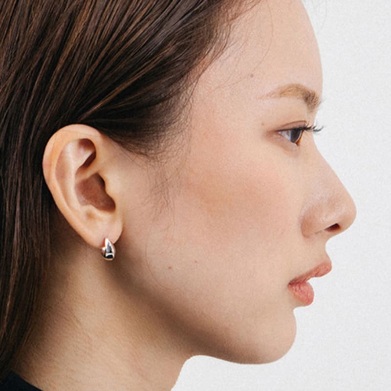 TACIT Clam Earring