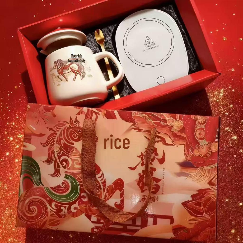 Keramiktassen- und Löffelset mit Deckel und Handtuch - Personalisierbare Geschenkbox