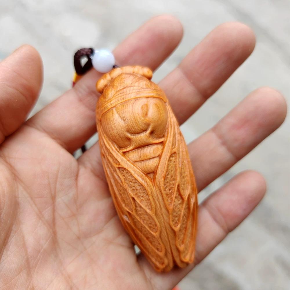Rock Cypress wood material, cicada, desktop small decorative piece, handle piece, wood carving of cicada Chinese Wood Carving Wood Statue Wood