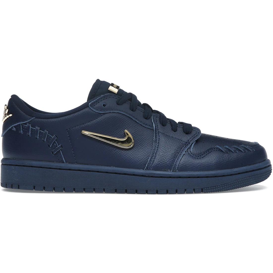 

Кросівки Jordan 1 Low Method of Make Midnight Navy Metallic Gold (Жіночі)(FN5032-400) 42