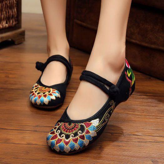 

High Quality Embroidery Ballet Shoes Lady Casual Sweet Anti Skid Flats Women Retro Floral Pattern ethnic style Dance footwear 34