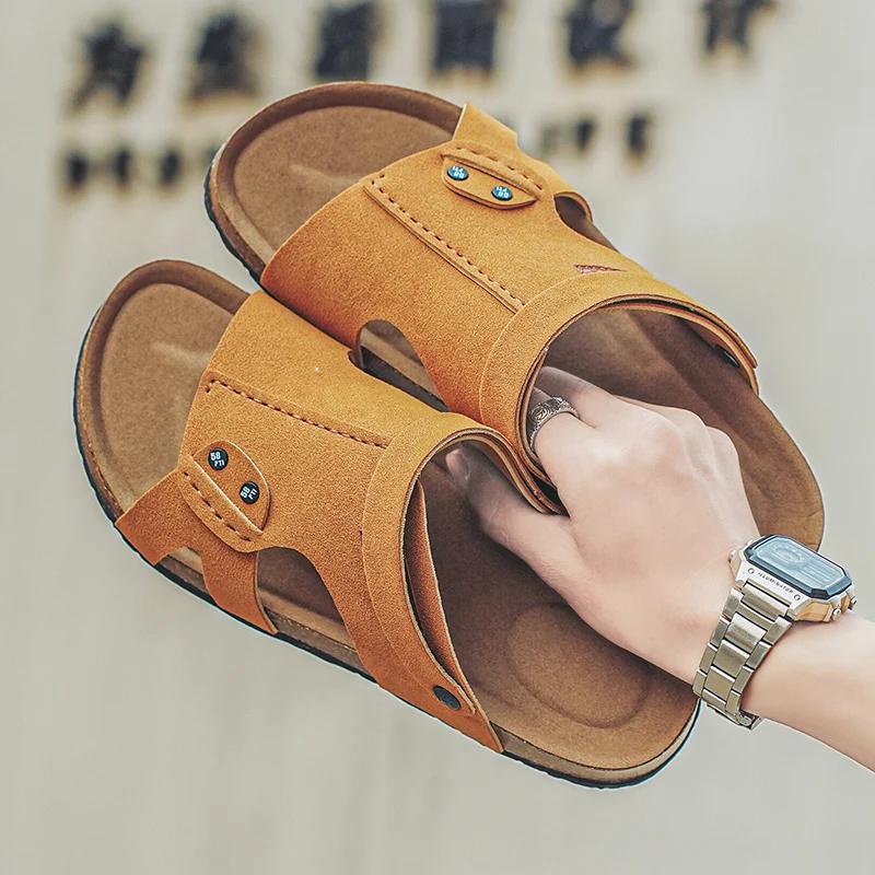 Erkekler İçin Rahat Günlük Yatak Odası Sandaletleri Düz Parmak Arası Terlikler Yaz Mantar Terlikler Yumuşak Tabanlı Ev Terlikleri Ayak Kemeri Destekli zapatos