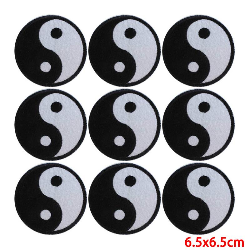 10 Pcs/lot Wholesale Embroidery Patch Iron On Patches For Clothing Patches On Clothes Jackets Decor Applique Sew Supplies