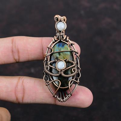 Ciondolo in labradorite con occhio malvagio, ciondolo avvolto in filo di rame, gioielli in pietra di luna arcobaleno, ciondolo di design fatto a mano, gioielli con pietre preziose, regalo per lei