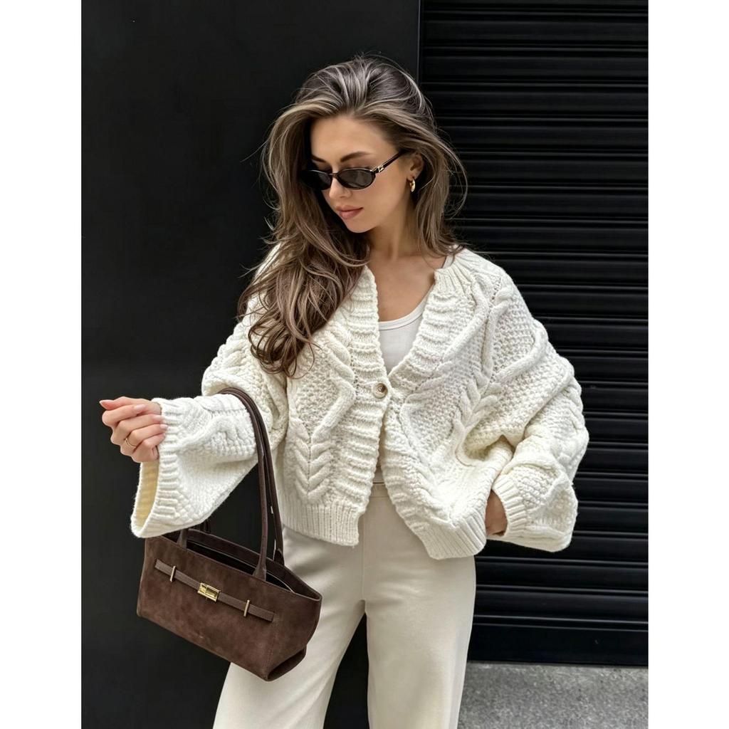 European-American Cross-border New Long-sleeve Knit Cardigan Top, Round Neck, Solid Color, Loose Fit, Women's Sweater for Autumn-Winter.