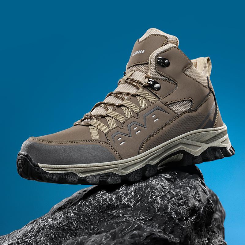 Outdoor Casual Hiking Shoes for Couples New Wear-resistant Autumn and Winter Models