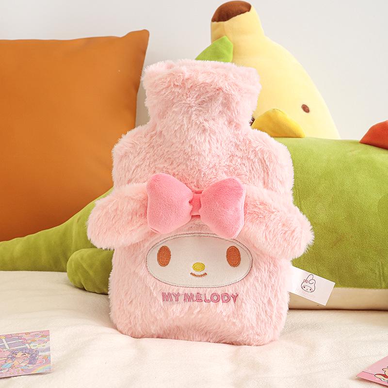 

Plush Water Injection Hot Water Bottle for Girls - Perfect for Warming Belly, Hands, and Bed in Winter.
