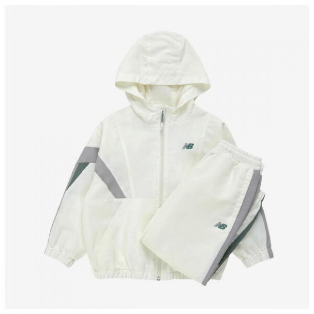 

New Balance Kids Training Set Nqj Nk9ye1202u 64 Draw Your Court Beige series/130