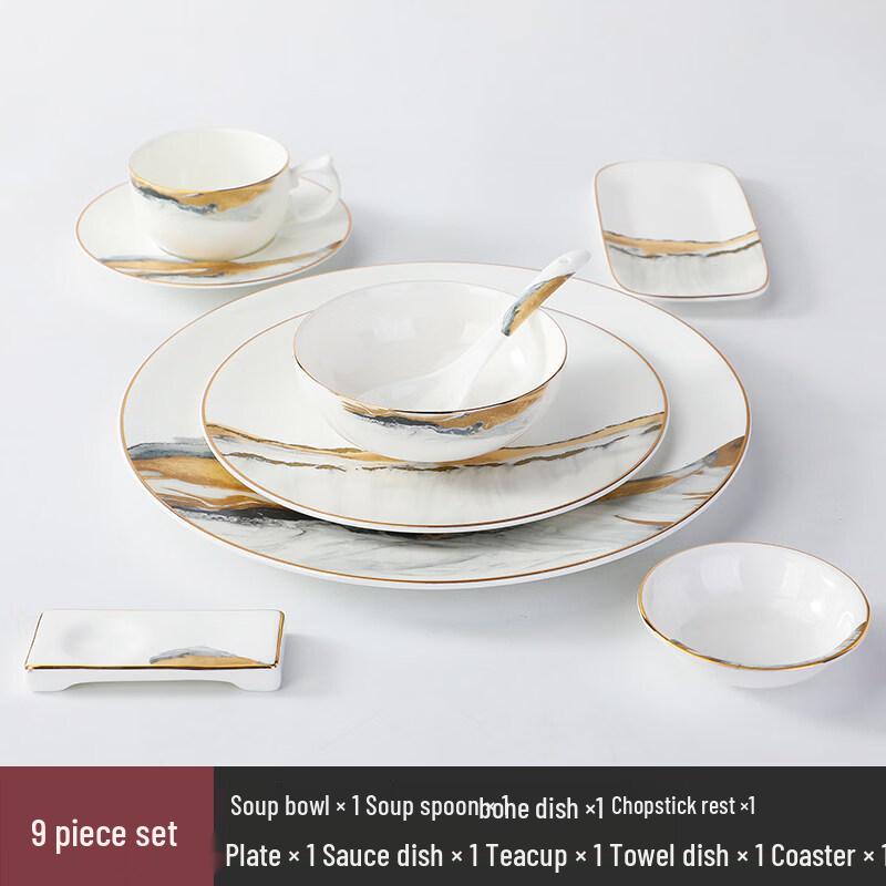 

Элегантный набор столовой посуды из костяного фарфора