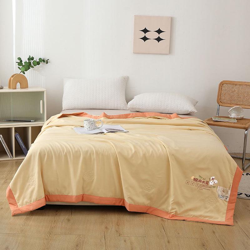 2026 Summer Cotton-Linen Quilt: Hand-Stitched Edging, Cool & Lightweight for Air Conditioning