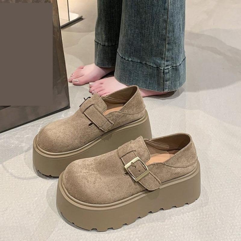 Retro Thick-soled All-inclusive Women's New Autumn Models, Small People Gain Height and Pedal Loafers.