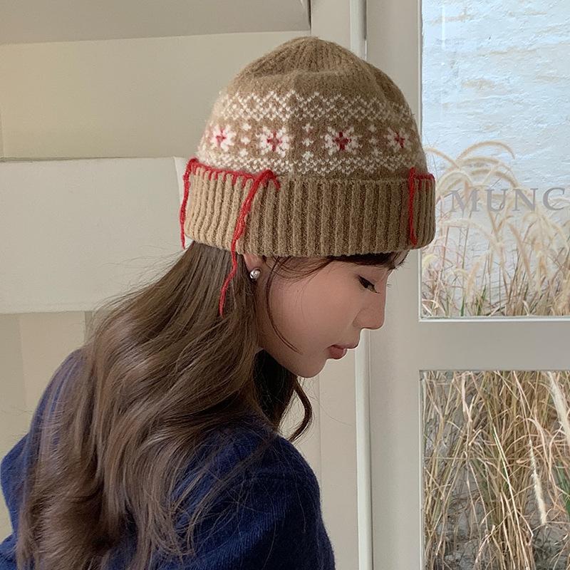 Snow Pattern Knitted Wool Hat for Women In Winter Jacquard Fair Island Style Warm Baotou Hat New Christmas Hat