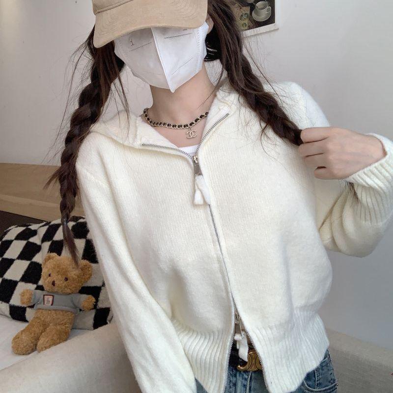 

Женский серый вязаный кардиган с капюшоном на двойной молнии - короткий осенне-зимний свитер One Size бежевый