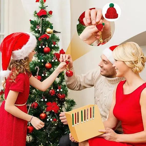 Cute Christmas Decoration DIY Mini Christmas Knitted Hat Plush Yarn Finger Cap Mini Red Christmas Santa Claus Hat Home Decor