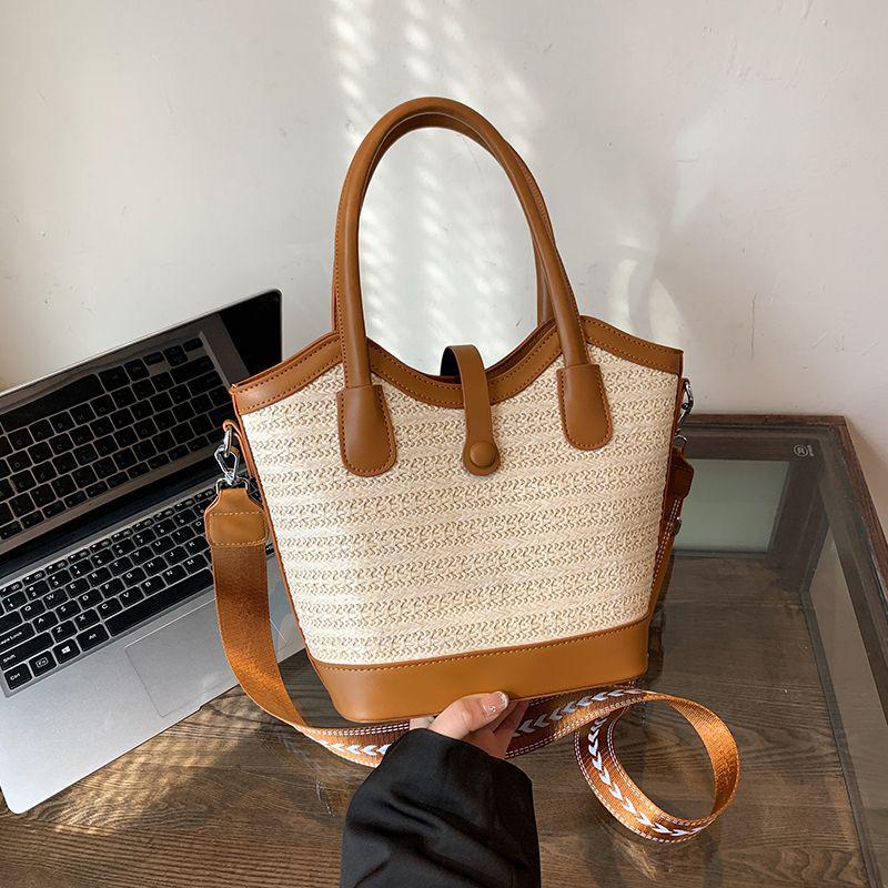 2025 Women's Large Capacity Summer Straw Bucket Shoulder Bag - Versatile Niche Design Tote
