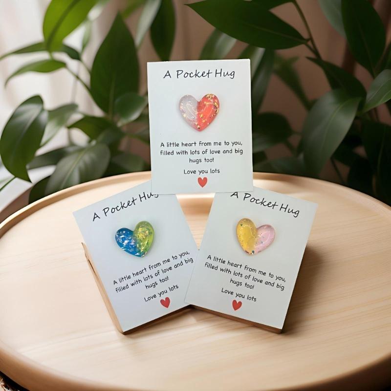 Set of 8 Bright Resin Heart Shape Gift Cards Unique Holiday Present Ideal for Loves Note and Party Favors