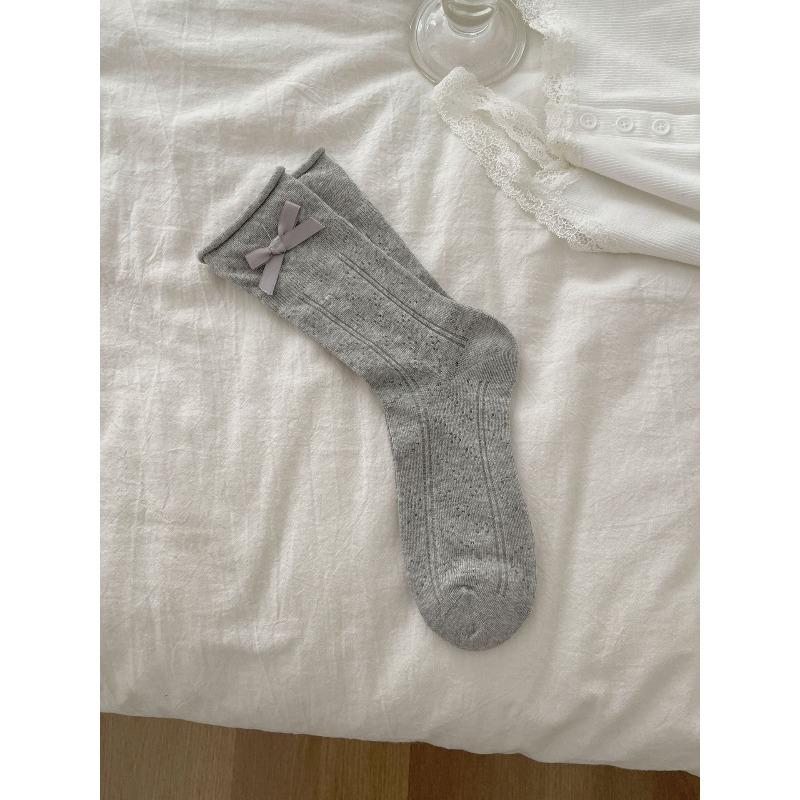 Love-themed Hollowed-out Atmosphere-themed Bow Tie Pile Socks for Children, Lightweight and Breathable Mid-calf Socks with Sweet Floral Patterns