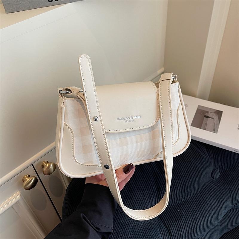 Plaid portable small square bag women's new temperament niche high sense daily commuting messenger bag