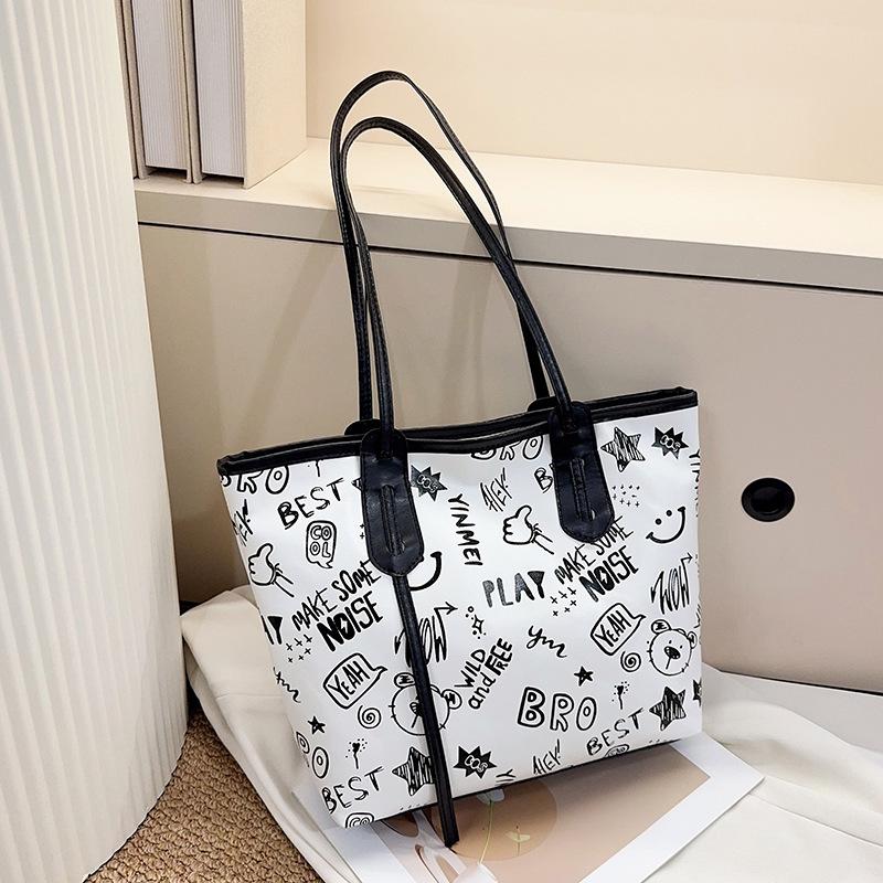 Premium light luxury tote bag large capacity fresh and sweet printed shoulder bag fashionable versatile handbag bag