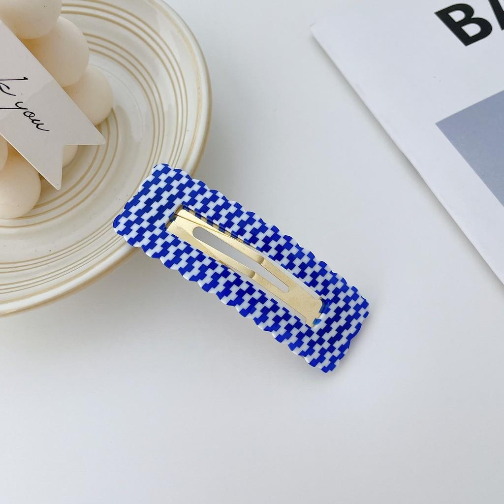 Chic Vintage Style Hair Clip For Women In Blue White Checkered Pattern 7.5cm