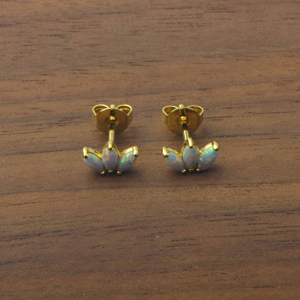 Ocean Style Four-Leaf Clover Opal Earrings for Beach Girls