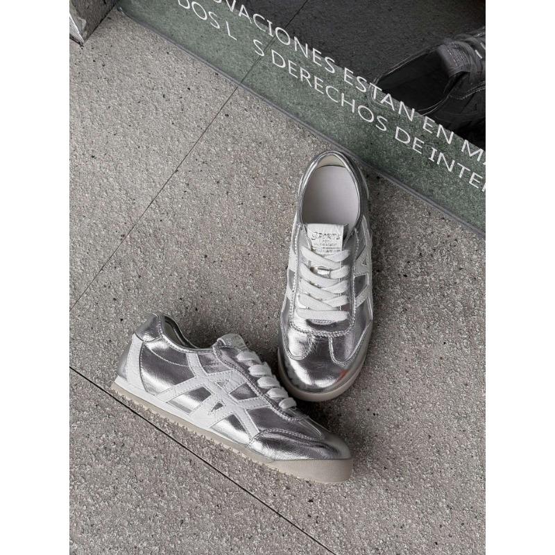 

Summer new versatile flat bottom round head silver retro color matching casual sports shoes 35 серебряный