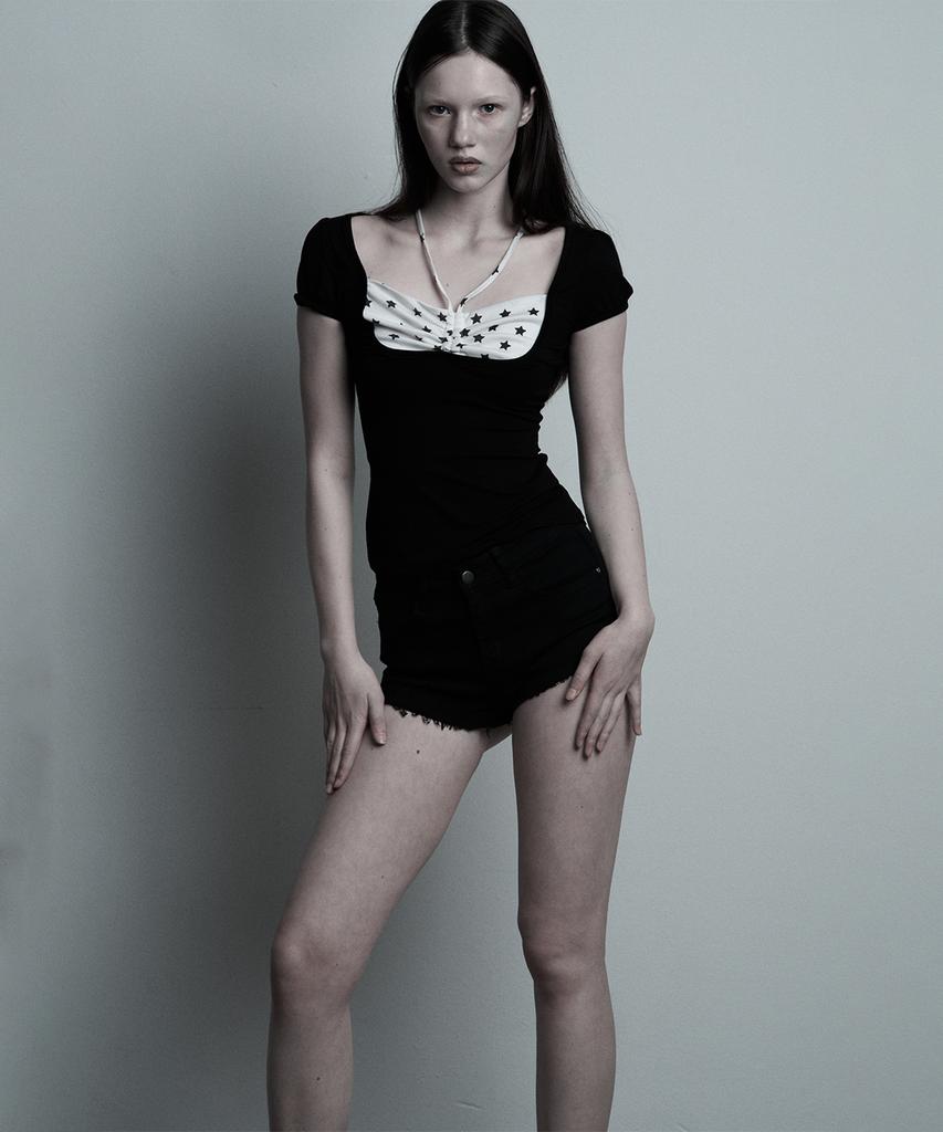 ILLIO Black Star Giselle Gathered Top