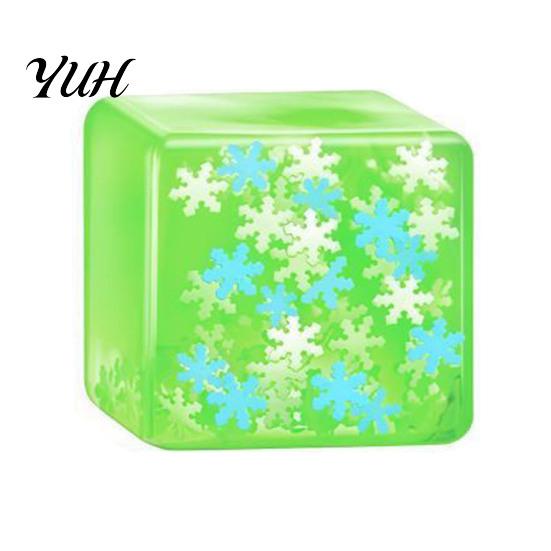Hand Exerciser Toy Ice Cube Stress Relief Toy, Glow-in-the-Dark Snowflake Filled Cube, Portable Relievers Luminous Clear Sensory Adults and Kids