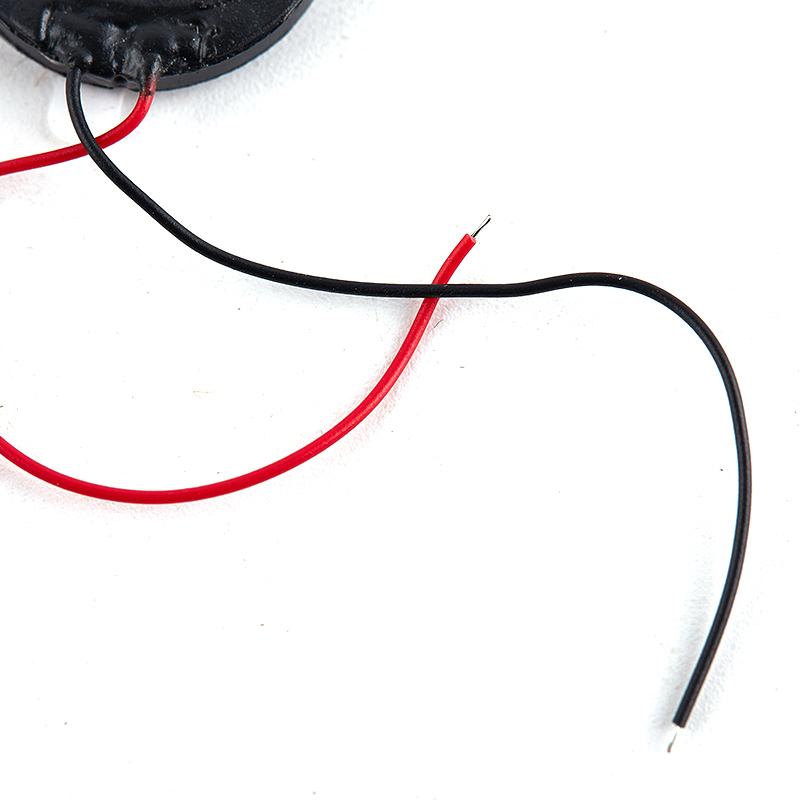 1ks 8R 1,5W reproduktor GPS 2030 1,5W 8R 20 * 30 mm tloušťka 4,5 mm příslušenství pro opravy