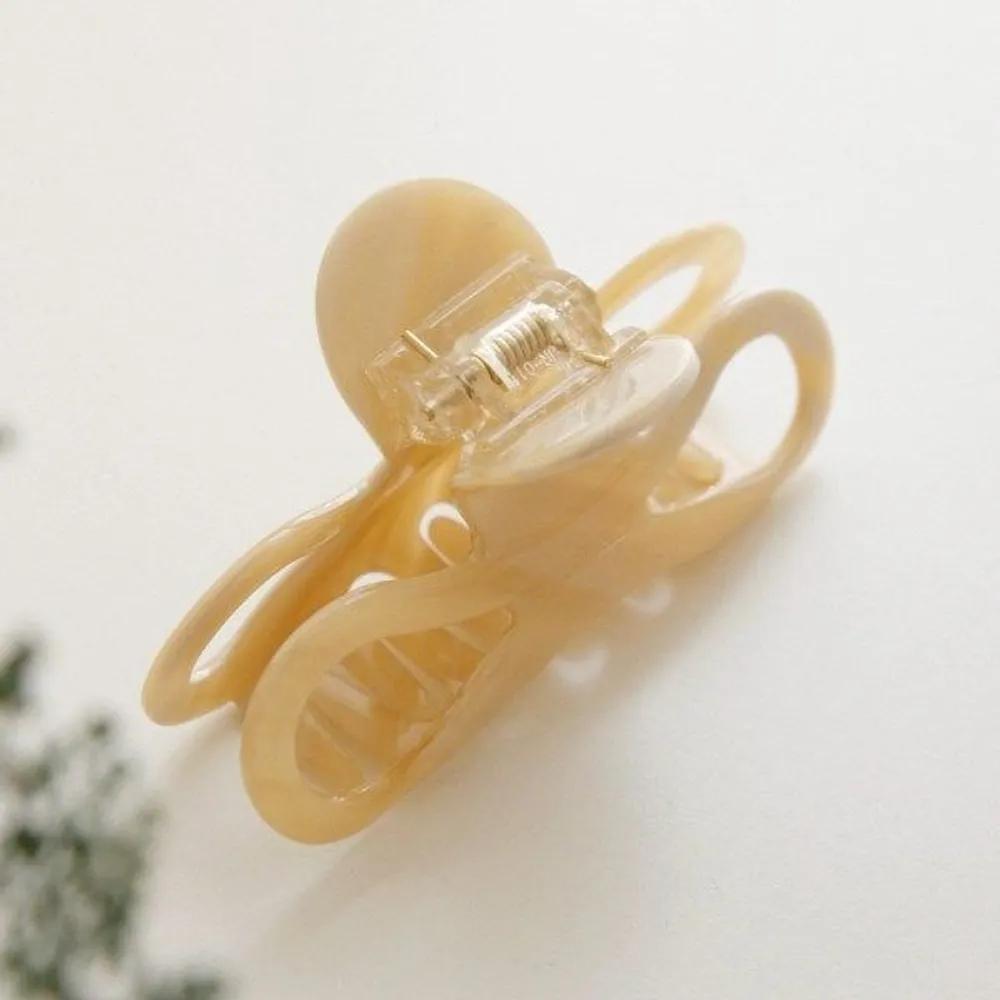J Lauren Beige Round Ribbon Hair Clip H01177