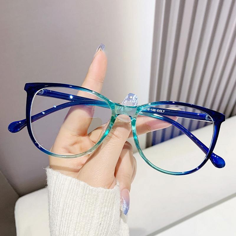 Korean Fashion Anti Blue Light Glasses Square Blue Gradient Frame Vintage Simple Design Men Women Eye Protection Eyewear