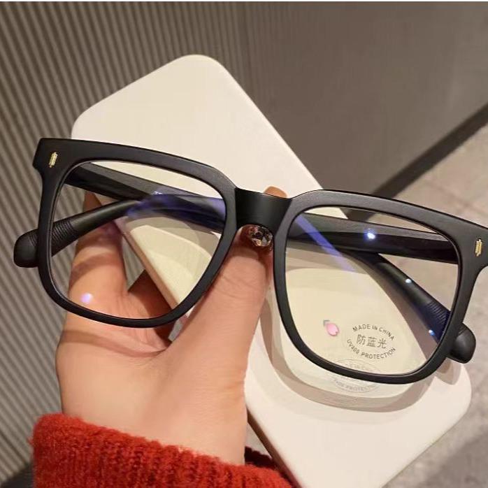 Retro Thick Black Frame Anti-Blue Light Glasses for Women & Men - Minimalist Design, No Prescription Needed