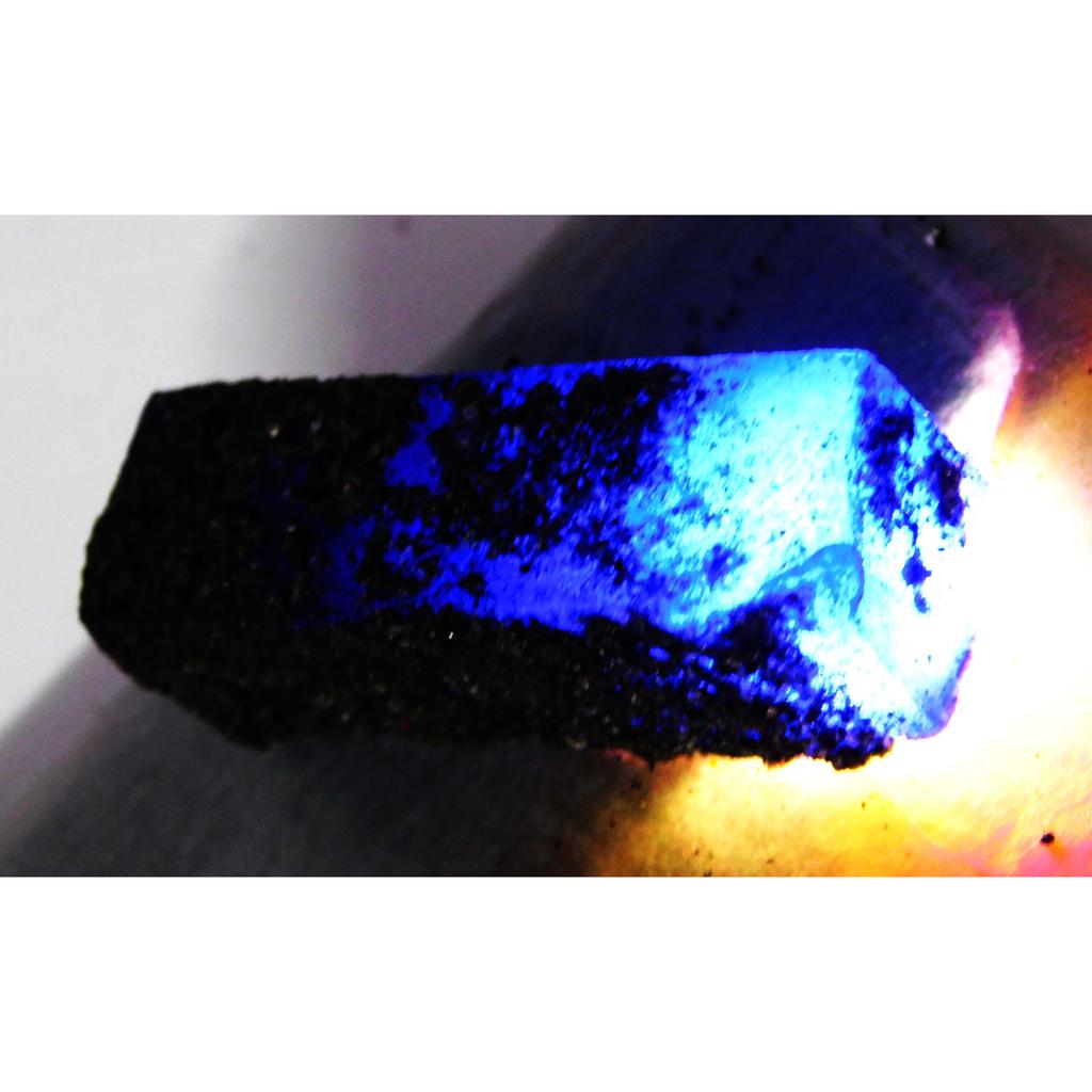 Huge Size Natural Uncut Rough 99 Carat Blue Sapphire   Loose Gemstone